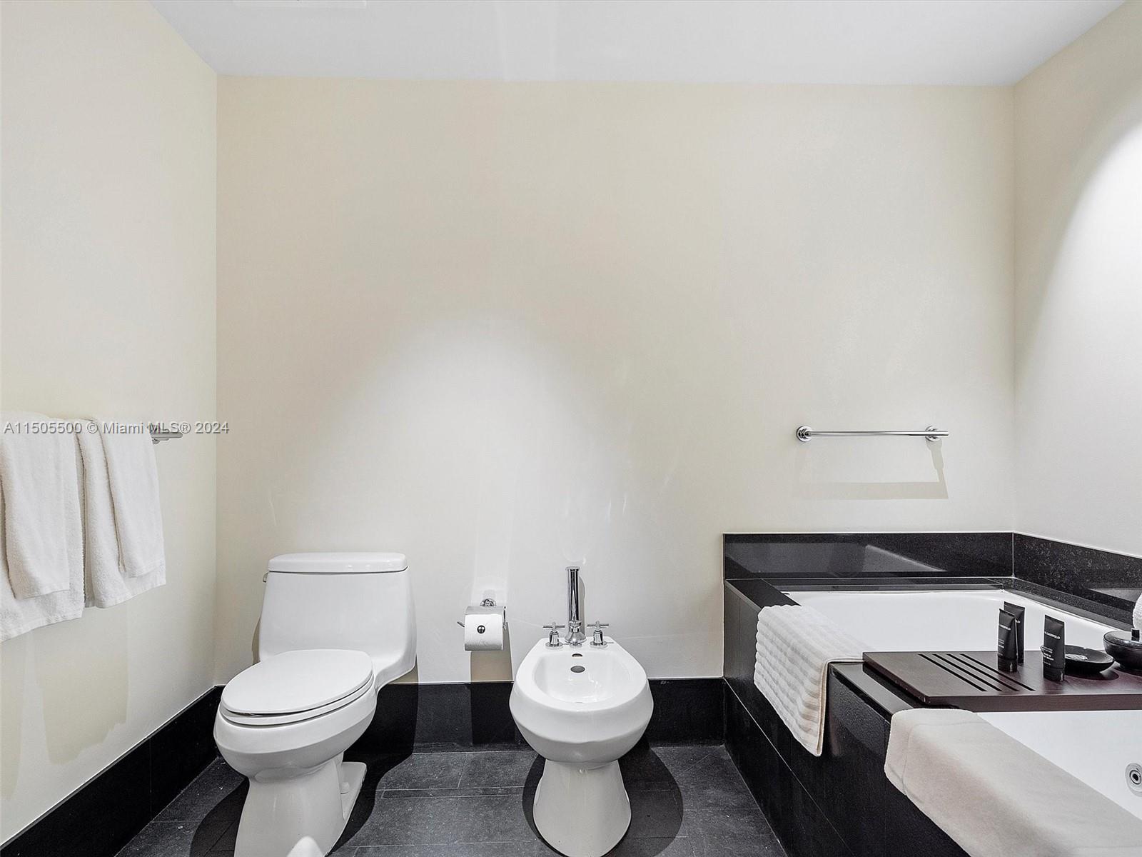 101 20th St 3004, Miami Beach, Florida 33139, 2 Bedrooms Bedrooms, ,2 BathroomsBathrooms,Residentiallease,For Rent,101 20th St 3004,A11505500