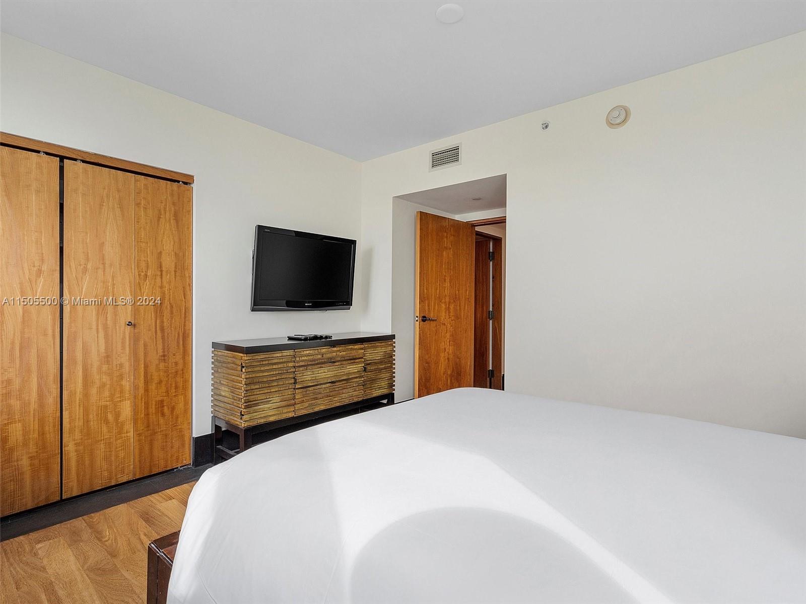 101 20th St 3004, Miami Beach, Florida 33139, 2 Bedrooms Bedrooms, ,2 BathroomsBathrooms,Residentiallease,For Rent,101 20th St 3004,A11505500