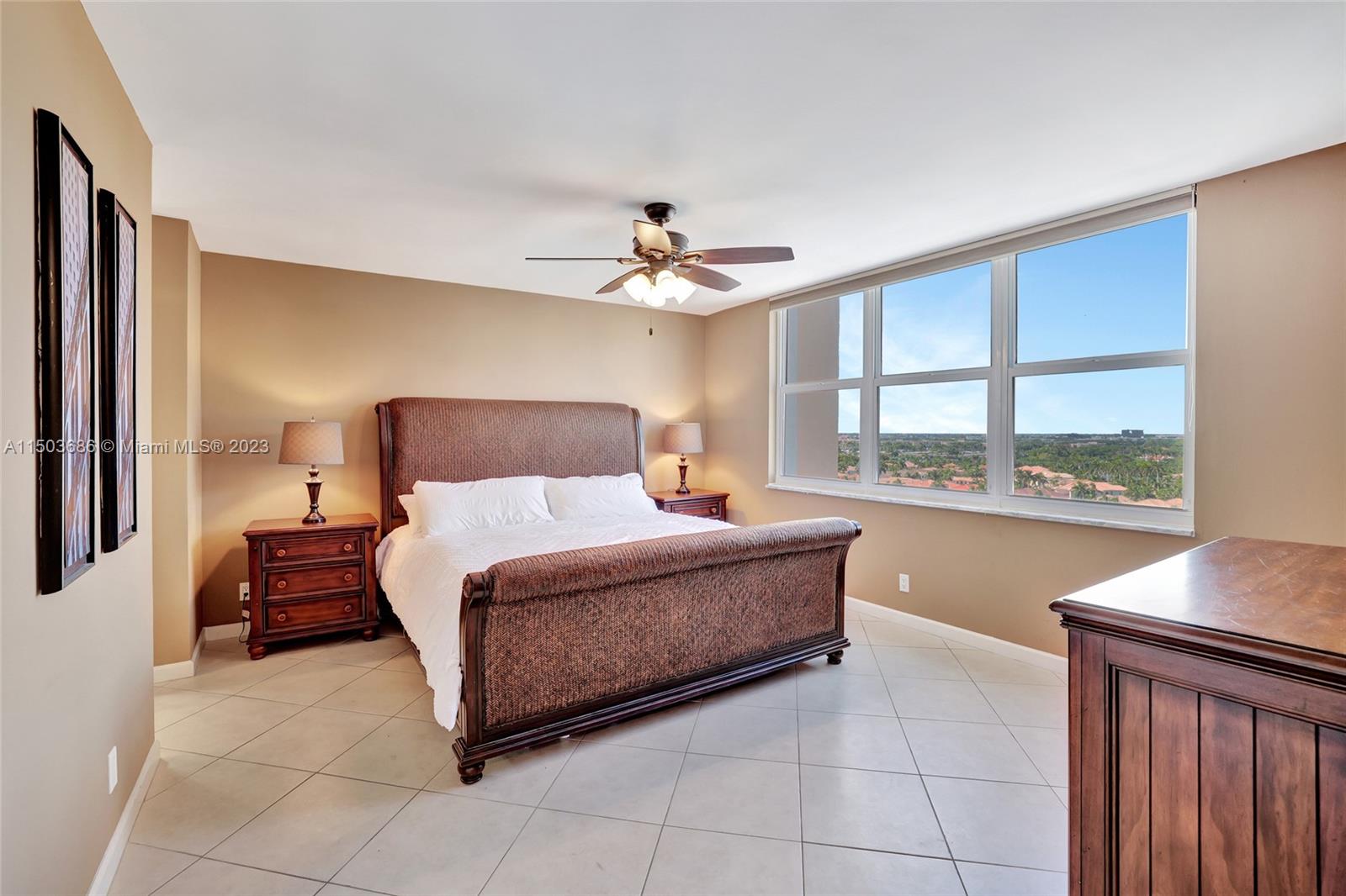 2101 S Ocean Dr 1105, Hollywood, Florida 33019, 2 Bedrooms Bedrooms, ,2 BathroomsBathrooms,Residential,For Sale,2101 S Ocean Dr 1105,A11503686