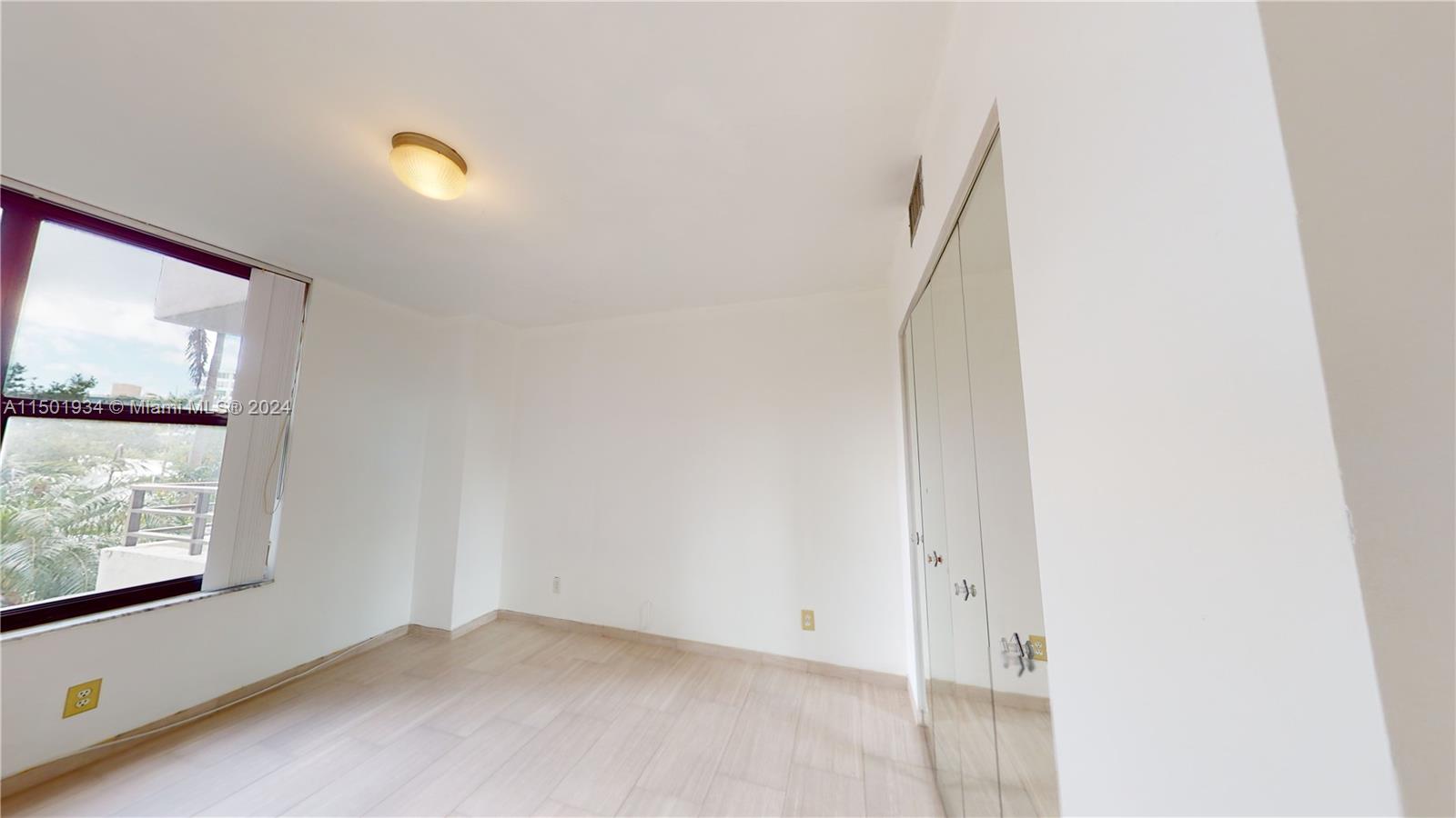 2500 PARKVIEW DR 412, Hallandale Beach, Florida 33009, 2 Bedrooms Bedrooms, ,2 BathroomsBathrooms,Residential,For Sale,2500 PARKVIEW DR 412,A11501934