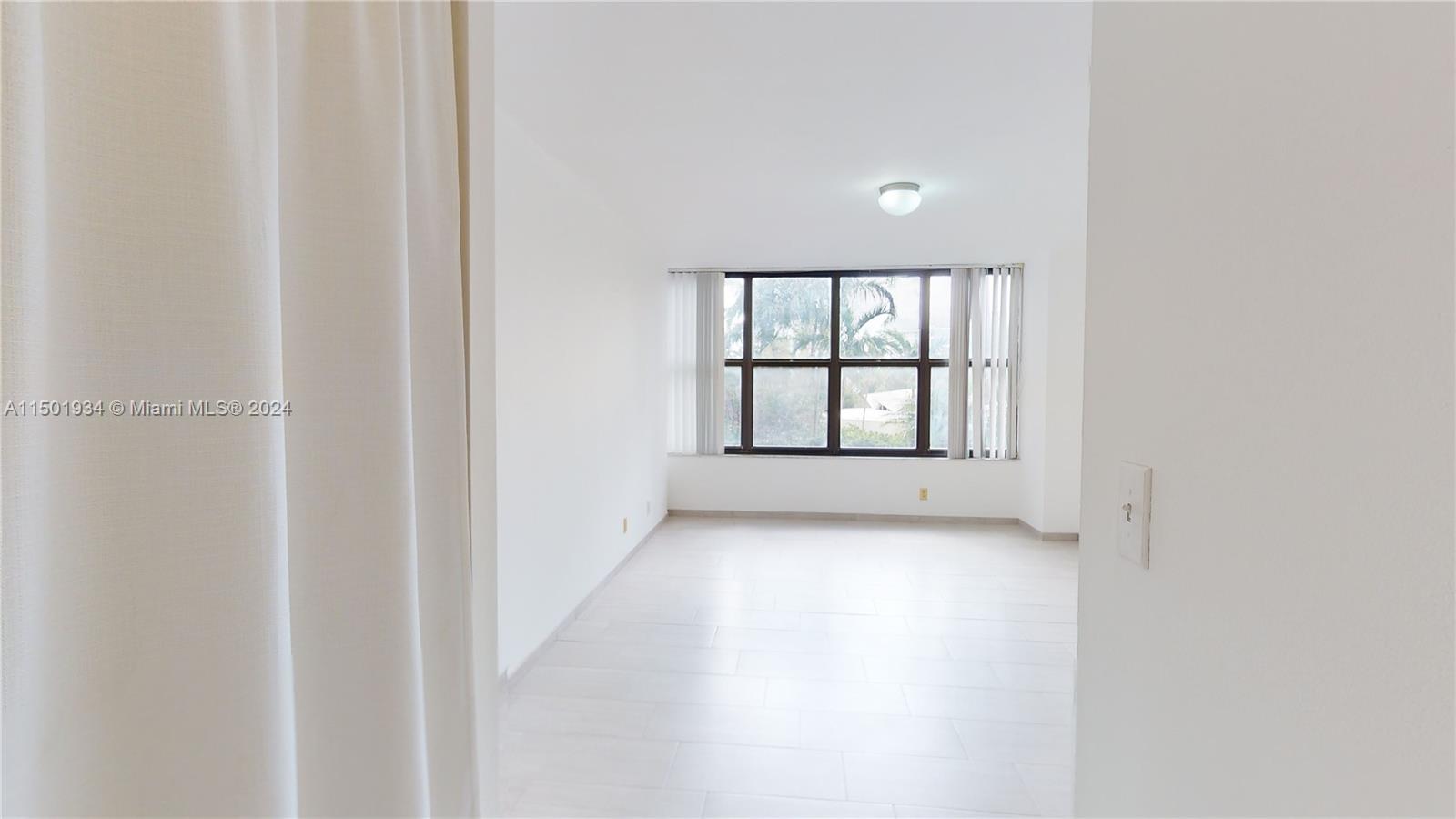 2500 PARKVIEW DR 412, Hallandale Beach, Florida 33009, 2 Bedrooms Bedrooms, ,2 BathroomsBathrooms,Residential,For Sale,2500 PARKVIEW DR 412,A11501934