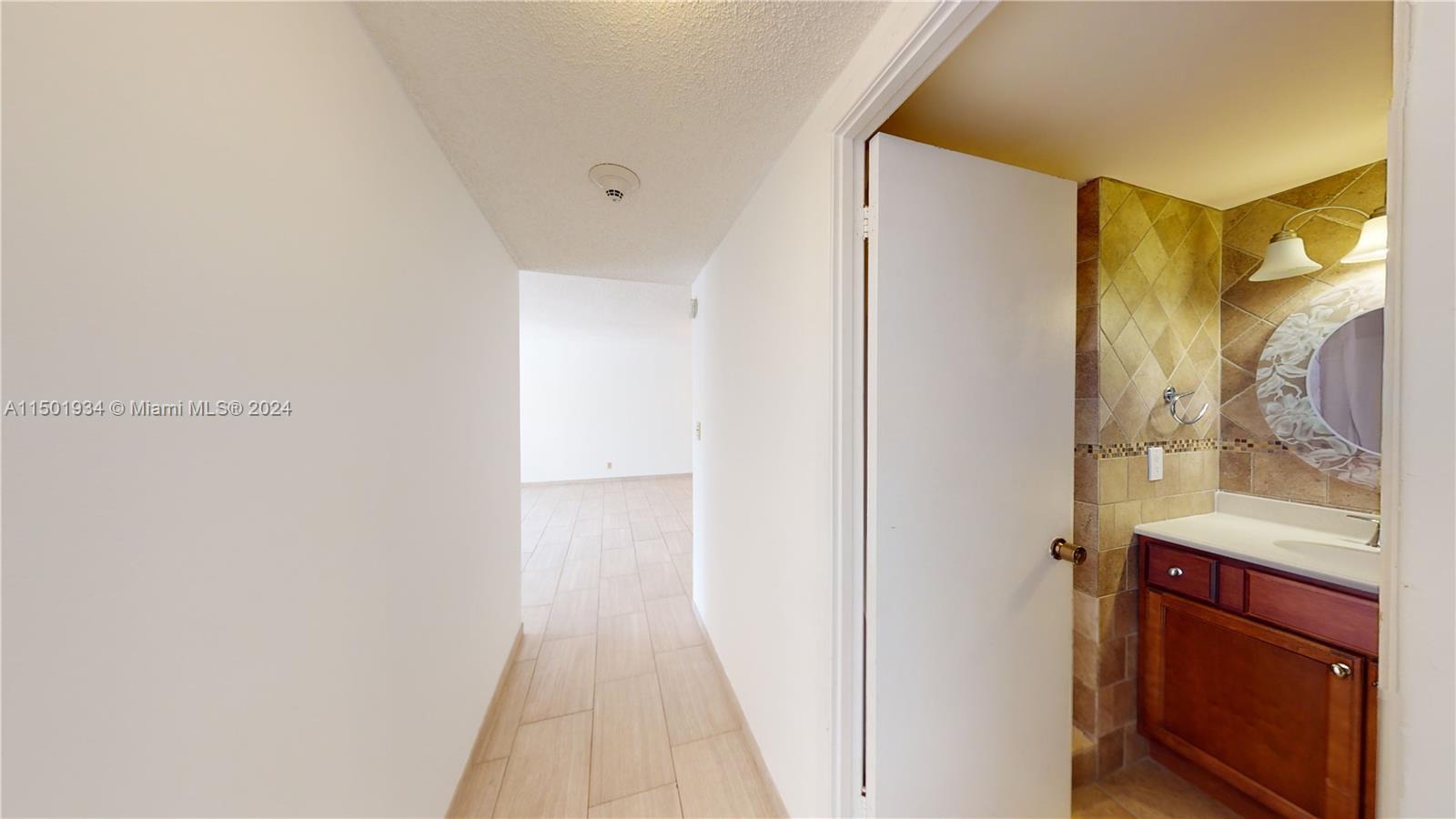 2500 PARKVIEW DR 412, Hallandale Beach, Florida 33009, 2 Bedrooms Bedrooms, ,2 BathroomsBathrooms,Residential,For Sale,2500 PARKVIEW DR 412,A11501934