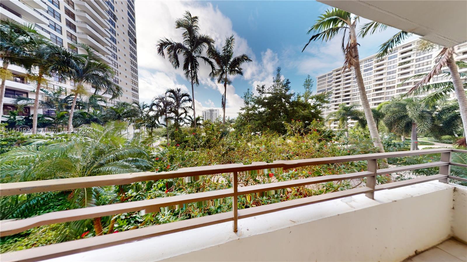 2500 PARKVIEW DR 412, Hallandale Beach, Florida 33009, 2 Bedrooms Bedrooms, ,2 BathroomsBathrooms,Residential,For Sale,2500 PARKVIEW DR 412,A11501934