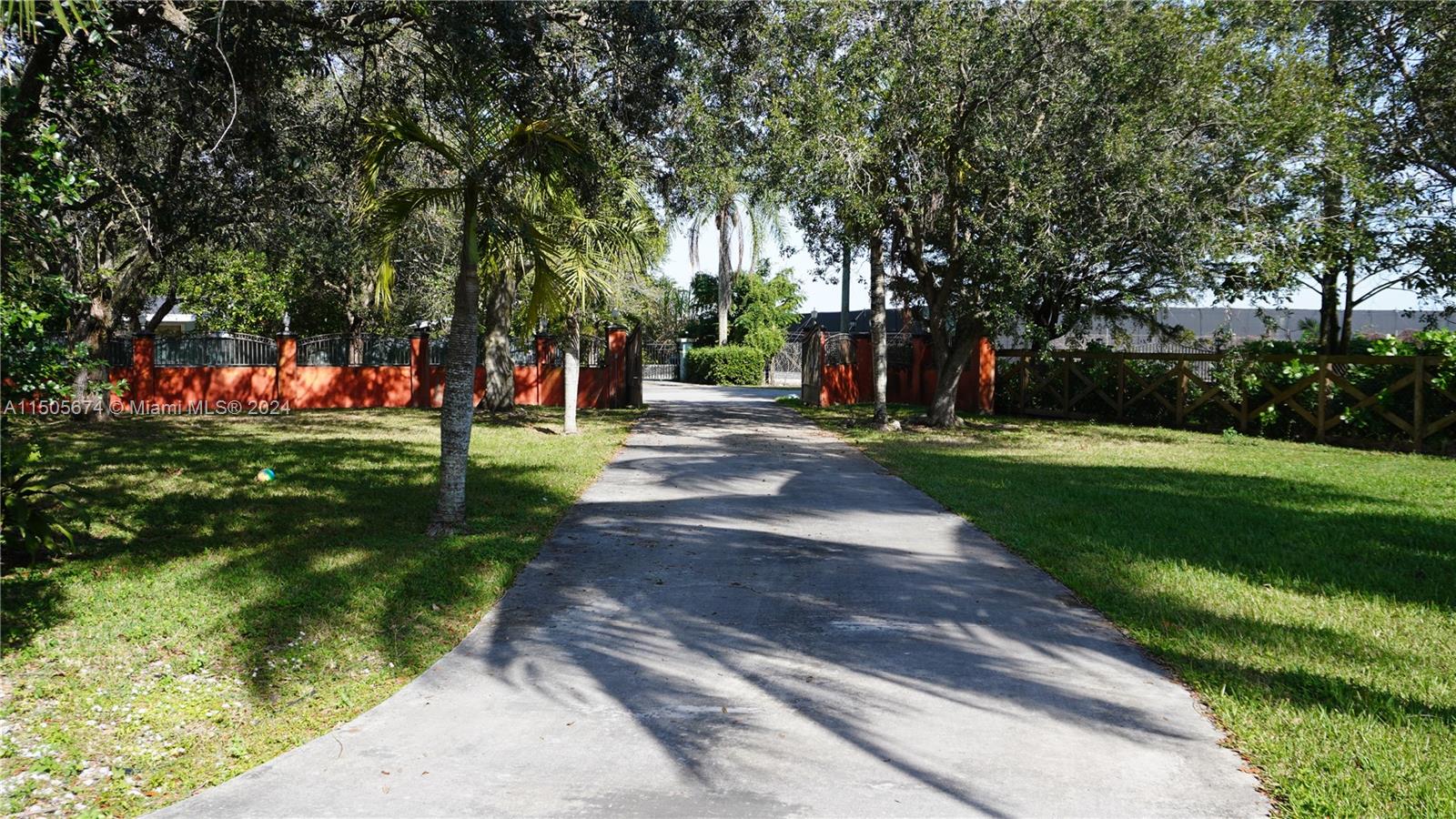 18370 212th St, Miami, FL, 33187 United States, 4 Bedrooms Bedrooms, ,2 BathroomsBathrooms,Residential,For Sale,212th St,A11505674