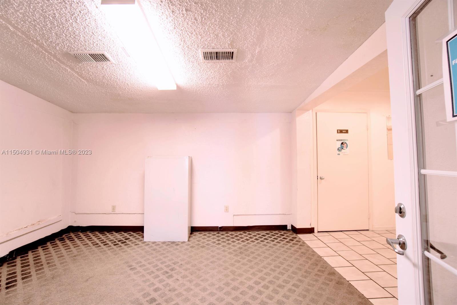 1621 Dixie Hwy, Fort Lauderdale, FL, 33305 United States, 3 Bedrooms Bedrooms, ,3 BathroomsBathrooms,Residential,For Sale,Dixie Hwy,A11504931