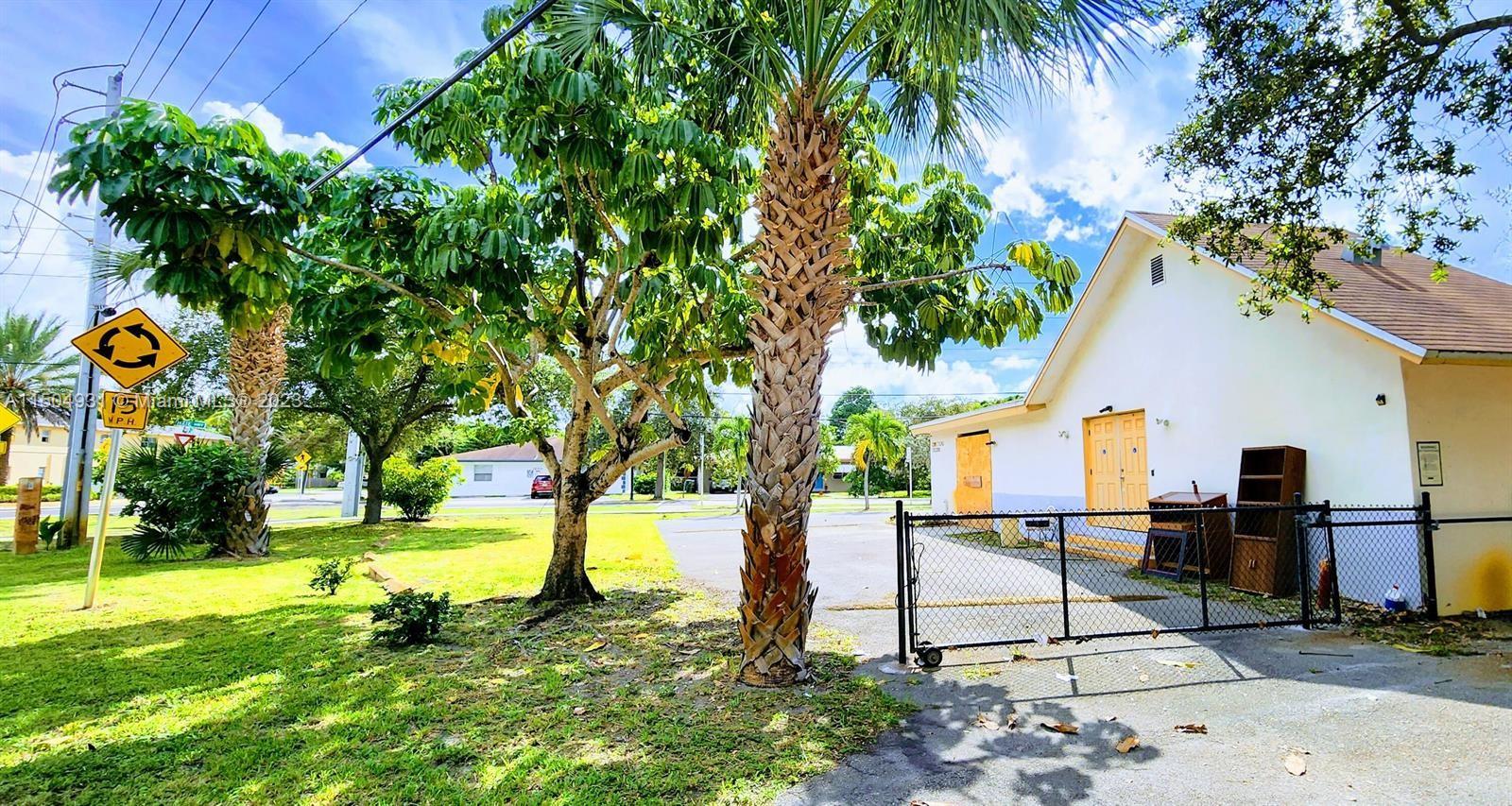 1621 Dixie Hwy, Fort Lauderdale, FL, 33305 United States, 3 Bedrooms Bedrooms, ,3 BathroomsBathrooms,Residential,For Sale,Dixie Hwy,A11504931