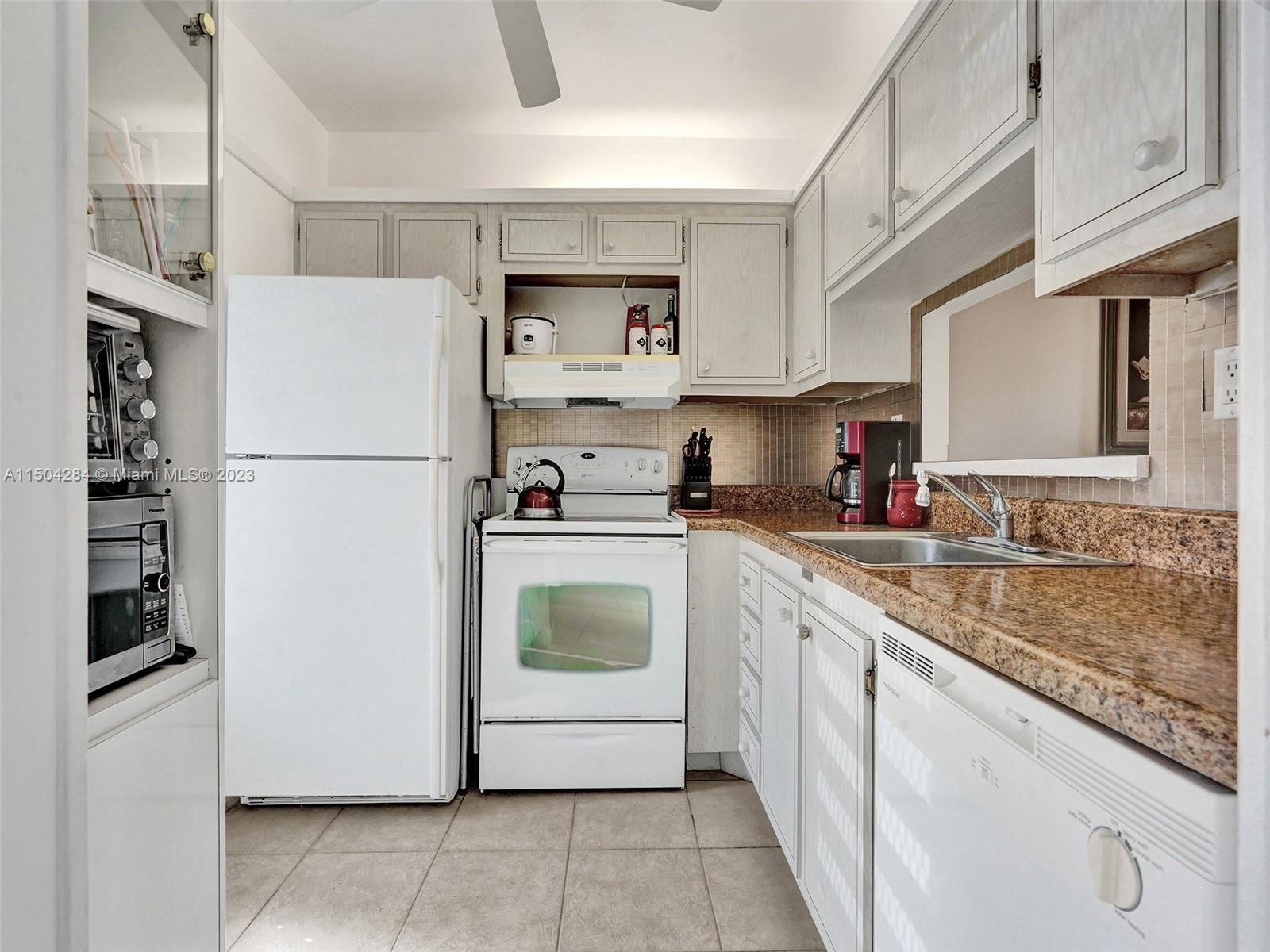 5003 35th St, Lauderdale Lakes, FL, 33319 United States, 2 Bedrooms Bedrooms, ,2 BathroomsBathrooms,Residential,For Sale,35th St,A11504284