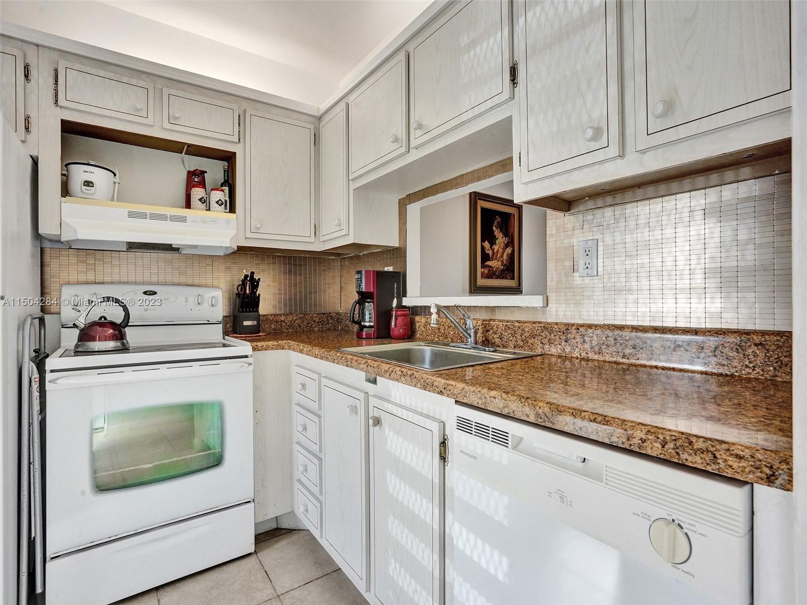 5003 35th St, Lauderdale Lakes, FL, 33319 United States, 2 Bedrooms Bedrooms, ,2 BathroomsBathrooms,Residential,For Sale,35th St,A11504284