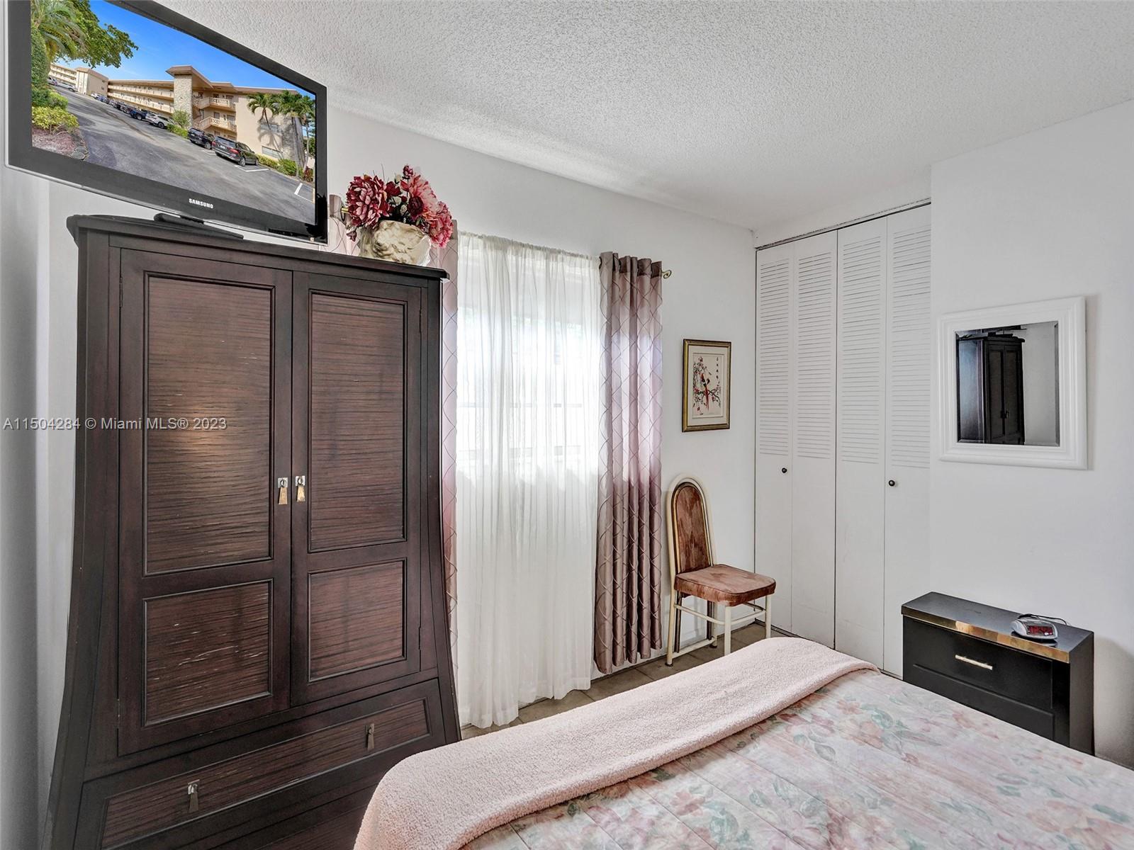 5003 NW 35th St 404, Lauderdale Lakes, Florida 33319, 2 Bedrooms Bedrooms, ,2 BathroomsBathrooms,Residential,For Sale,5003 NW 35th St 404,A11504284