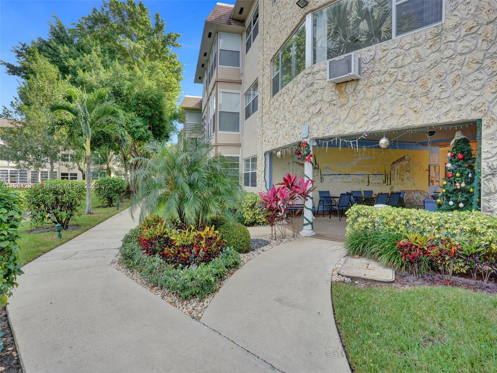 5003 35th St, Lauderdale Lakes, FL, 33319 United States, 2 Bedrooms Bedrooms, ,2 BathroomsBathrooms,Residential,For Sale,35th St,A11504284