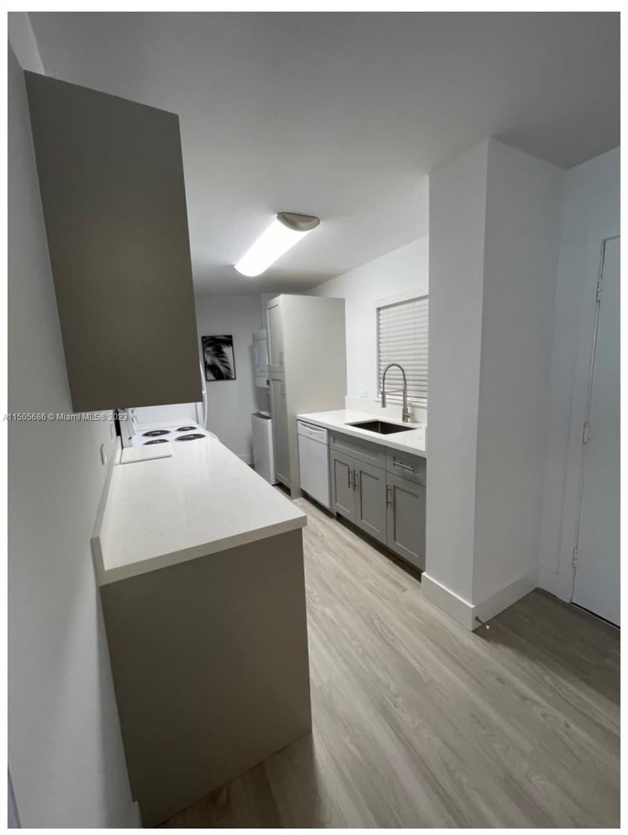 1881 Washington Ave 10A, Miami Beach, Florida 33139, 2 Bedrooms Bedrooms, ,2 BathroomsBathrooms,Residential,For Sale,1881 Washington Ave 10A,A11505686