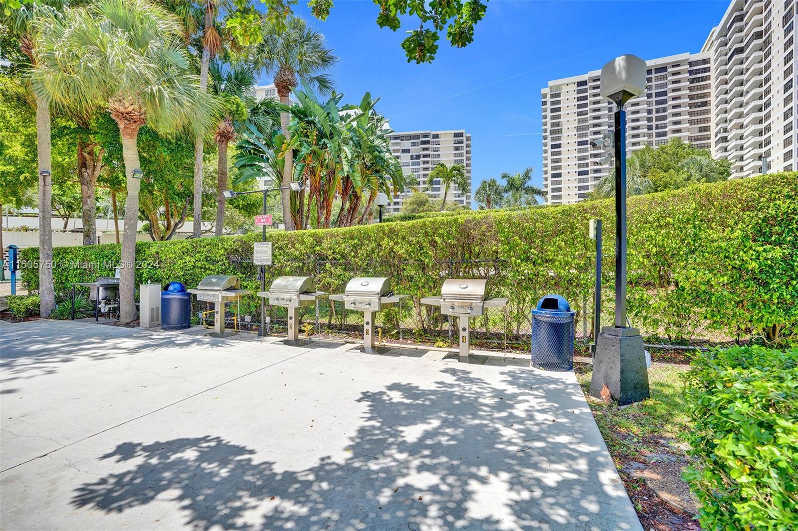 600 Three Islands Blvd 219, Hallandale Beach, Florida 33009, 2 Bedrooms Bedrooms, ,2 BathroomsBathrooms,Residential,For Sale,600 Three Islands Blvd 219,A11505750