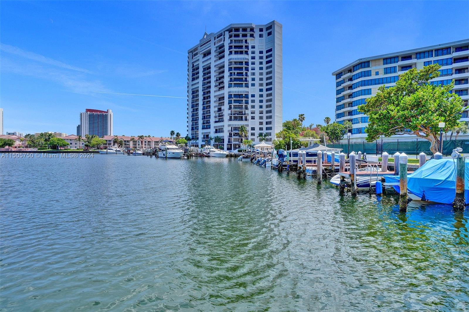 600 Three Islands Blvd 219, Hallandale Beach, Florida 33009, 2 Bedrooms Bedrooms, ,2 BathroomsBathrooms,Residential,For Sale,600 Three Islands Blvd 219,A11505750