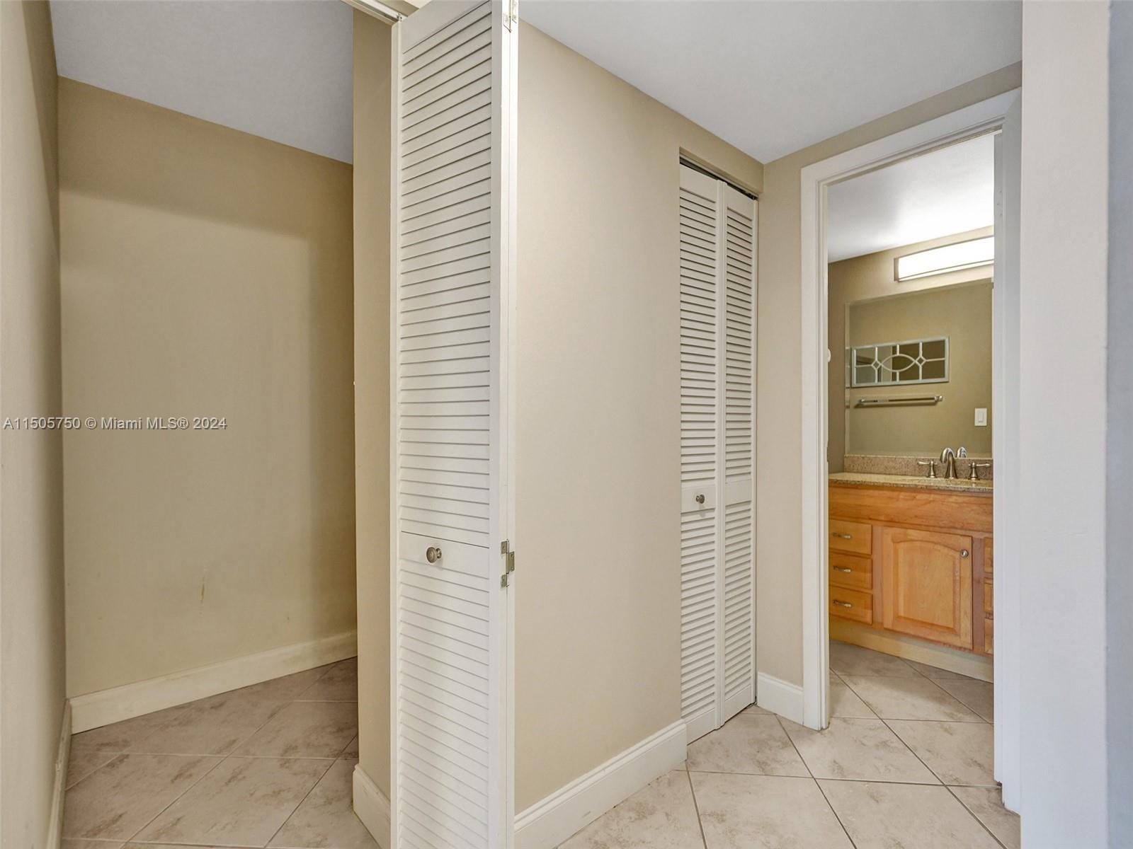 600 Three Islands Blvd 219, Hallandale Beach, Florida 33009, 2 Bedrooms Bedrooms, ,2 BathroomsBathrooms,Residential,For Sale,600 Three Islands Blvd 219,A11505750