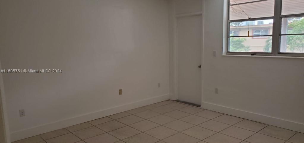 12590 NE 16th Ave 206, North Miami, Florida 33161, 1 Bedroom Bedrooms, ,1 BathroomBathrooms,Residential,For Sale,12590 NE 16th Ave 206,A11505751