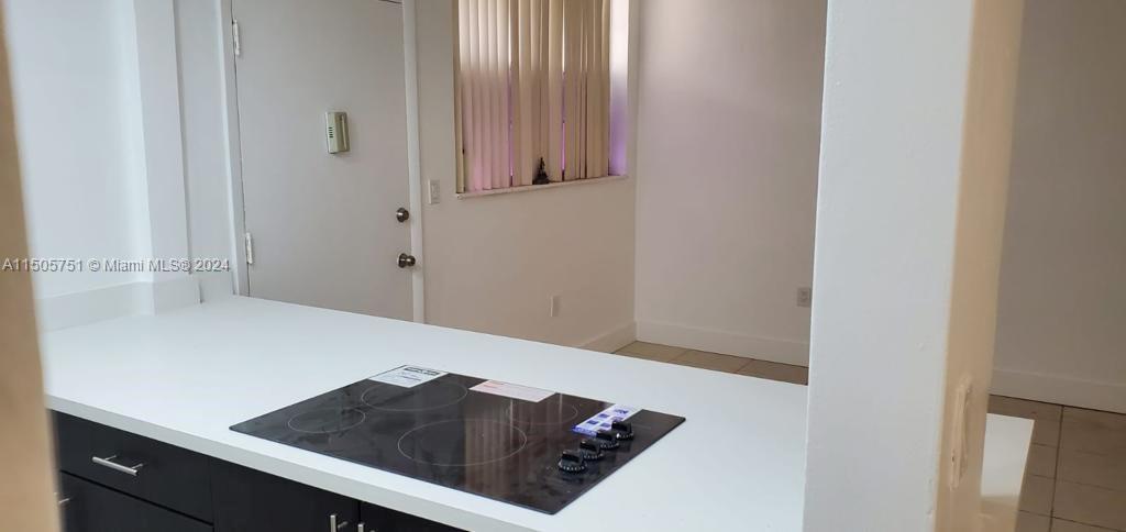 12590 NE 16th Ave 206, North Miami, Florida 33161, 1 Bedroom Bedrooms, ,1 BathroomBathrooms,Residential,For Sale,12590 NE 16th Ave 206,A11505751