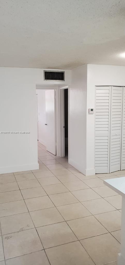 12590 NE 16th Ave 206, North Miami, Florida 33161, 1 Bedroom Bedrooms, ,1 BathroomBathrooms,Residential,For Sale,12590 NE 16th Ave 206,A11505751