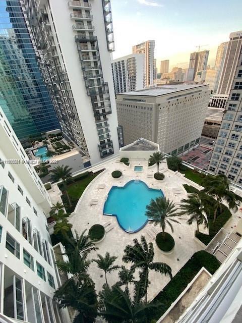 1 Bed, 1 Bath, 5 -star building, security, Lobby Attendant, Euro-style Cabinetry, state of the art fitness center, centrally located, close to AA arena, Museum Park and Adrienne Arsht Performing Arts Center, walking distance to Brickell and Downtown.