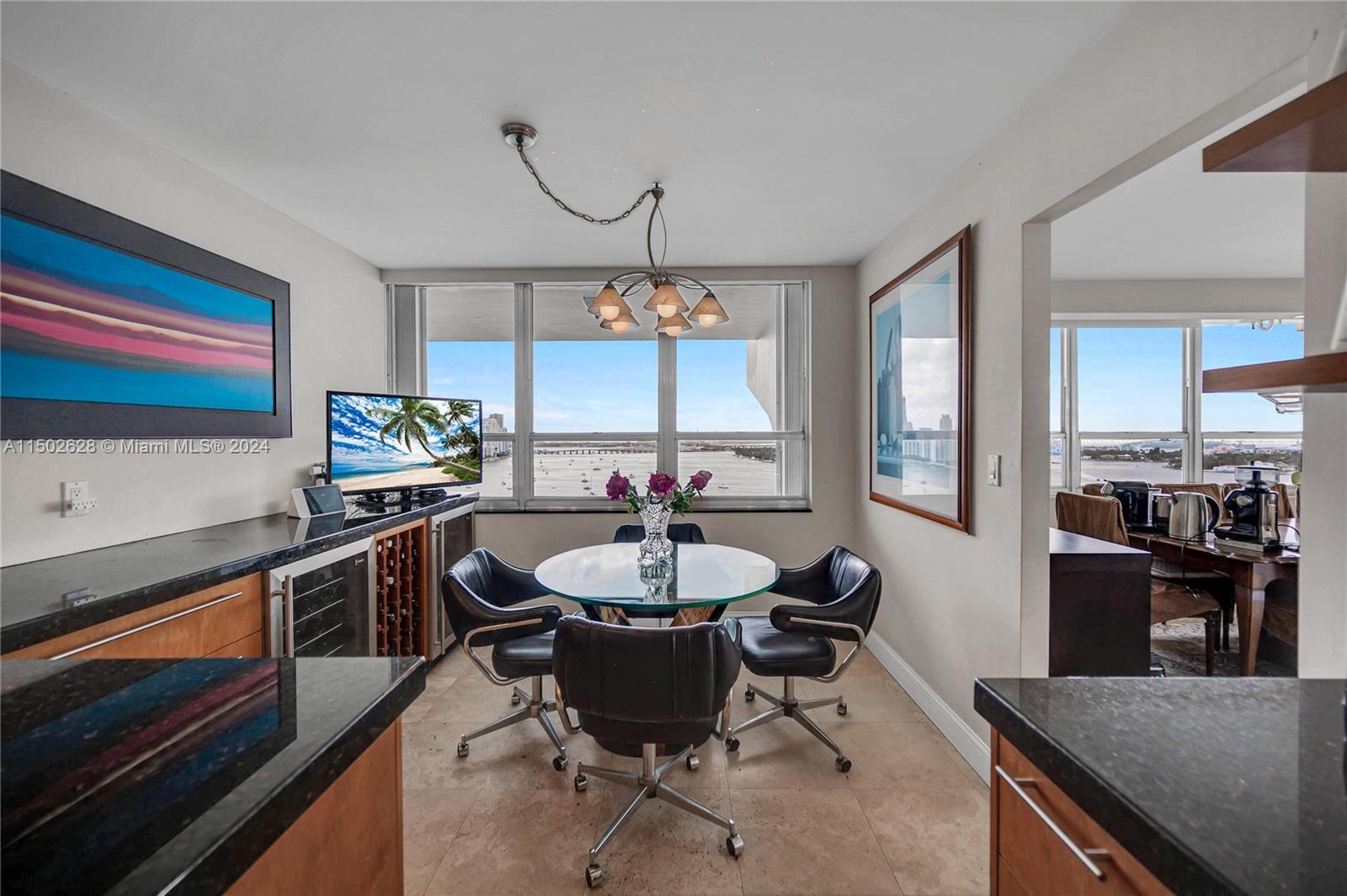 11 Island Ave, Miami Beach, FL, 33139 United States, 2 Bedrooms Bedrooms, ,2 BathroomsBathrooms,Residential,For Sale,Island Ave,A11502628