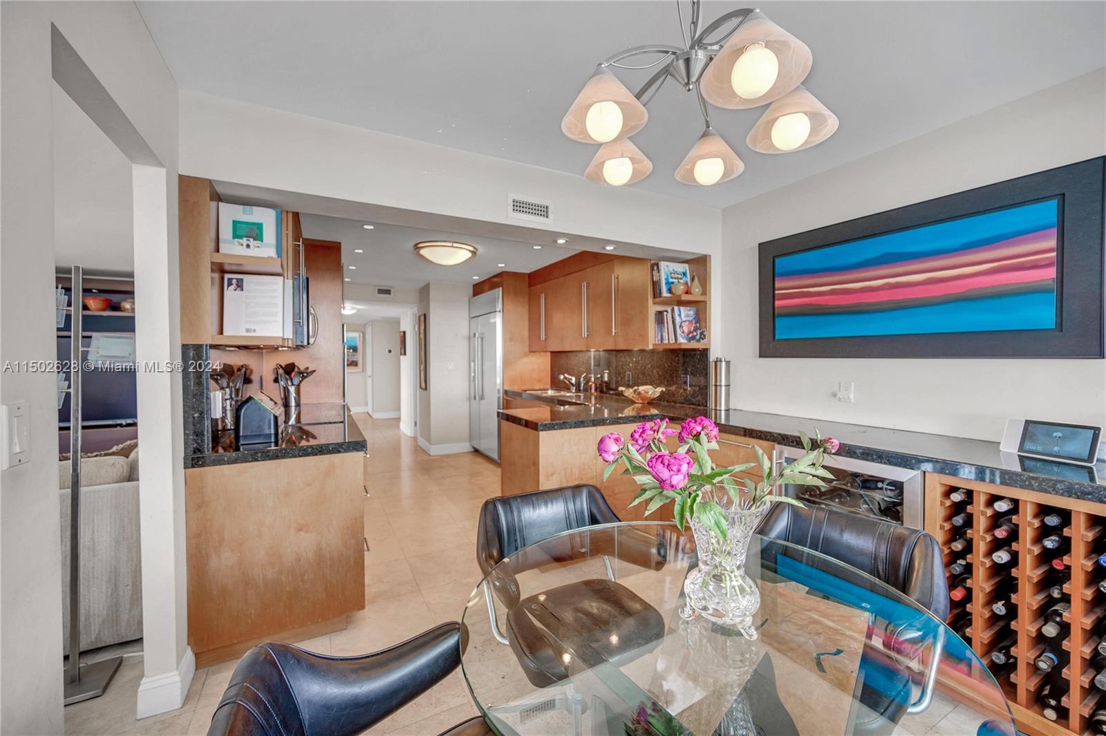 11 Island Ave, Miami Beach, FL, 33139 United States, 2 Bedrooms Bedrooms, ,2 BathroomsBathrooms,Residential,For Sale,Island Ave,A11502628
