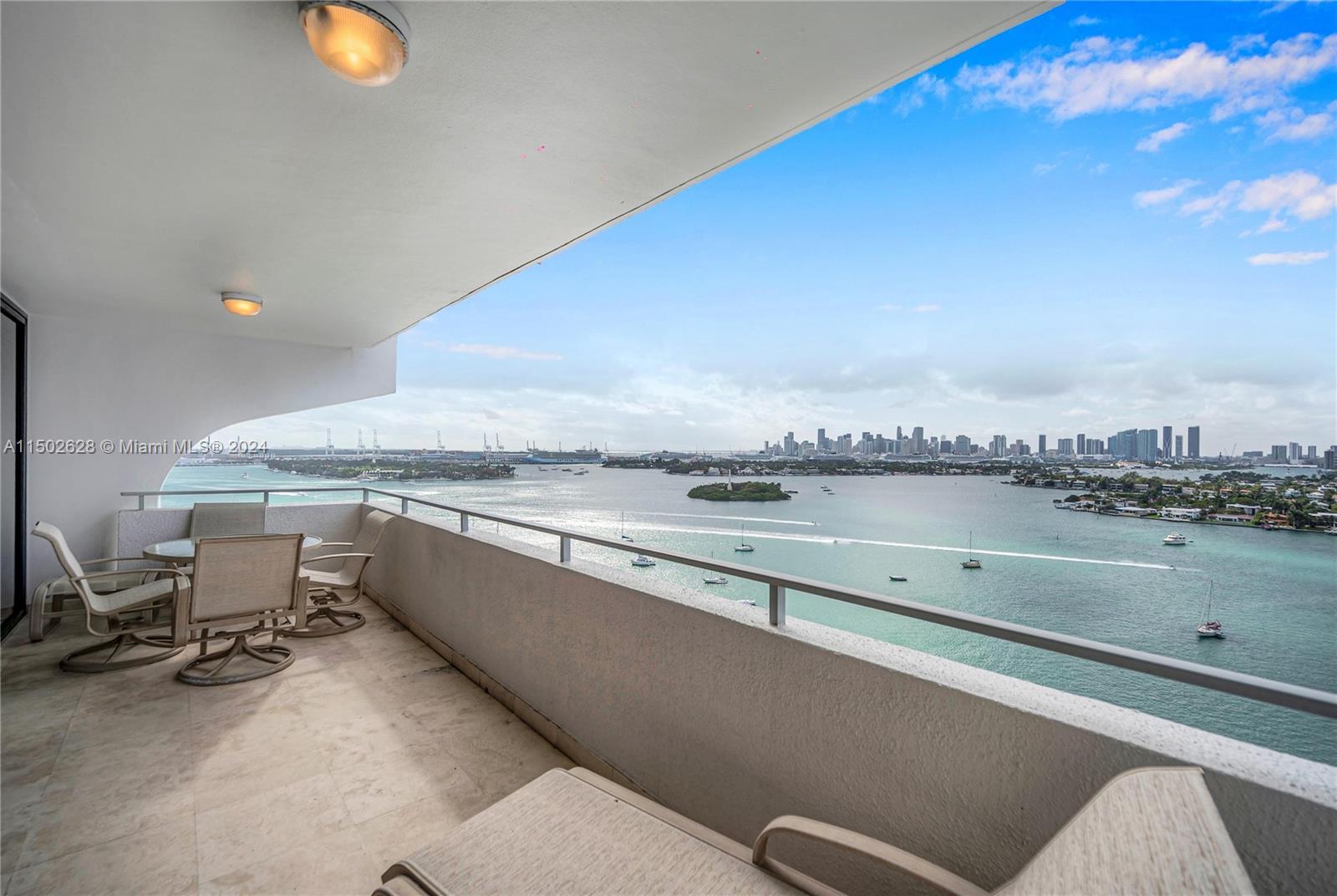 11 Island Ave, Miami Beach, FL, 33139 United States, 2 Bedrooms Bedrooms, ,2 BathroomsBathrooms,Residential,For Sale,Island Ave,A11502628