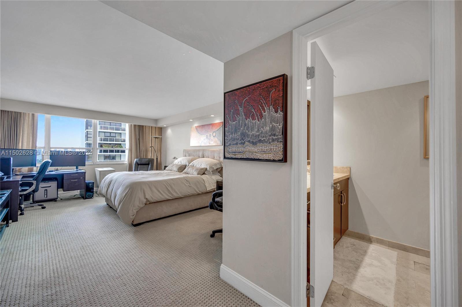 11 Island Ave, Miami Beach, FL, 33139 United States, 2 Bedrooms Bedrooms, ,2 BathroomsBathrooms,Residential,For Sale,Island Ave,A11502628