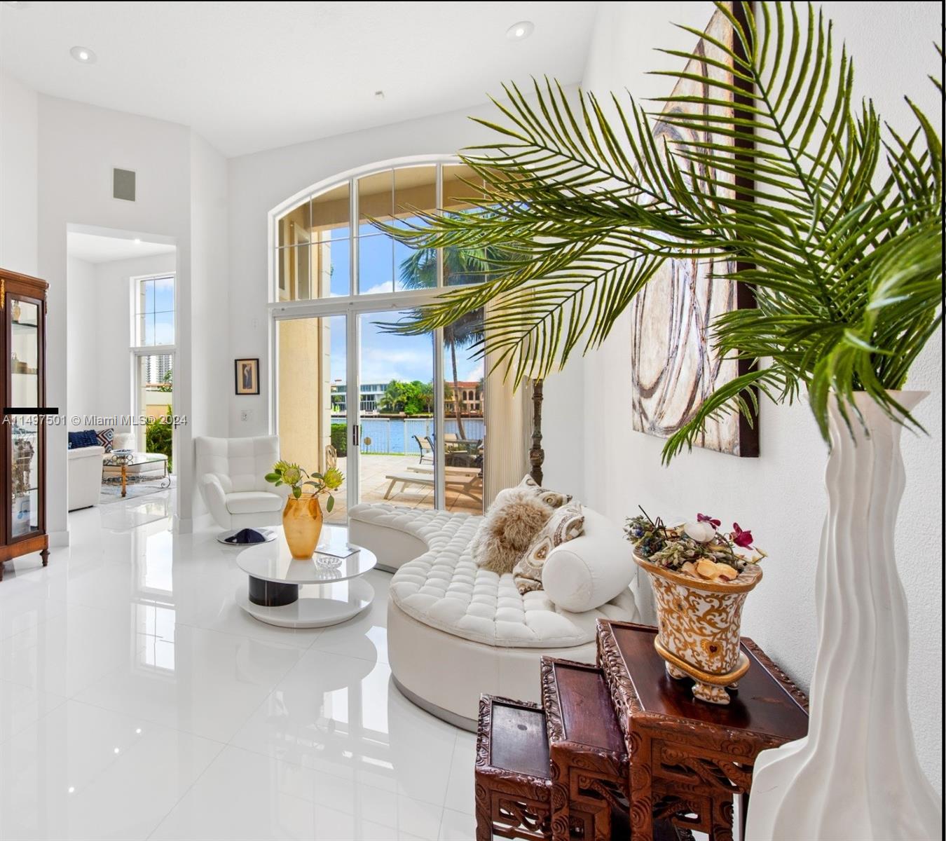 21305 NE 38th Ave 56, Aventura, Florida 33180, 3 Bedrooms Bedrooms, ,4 BathroomsBathrooms,Residential,For Sale,21305 NE 38th Ave 56,A11497501