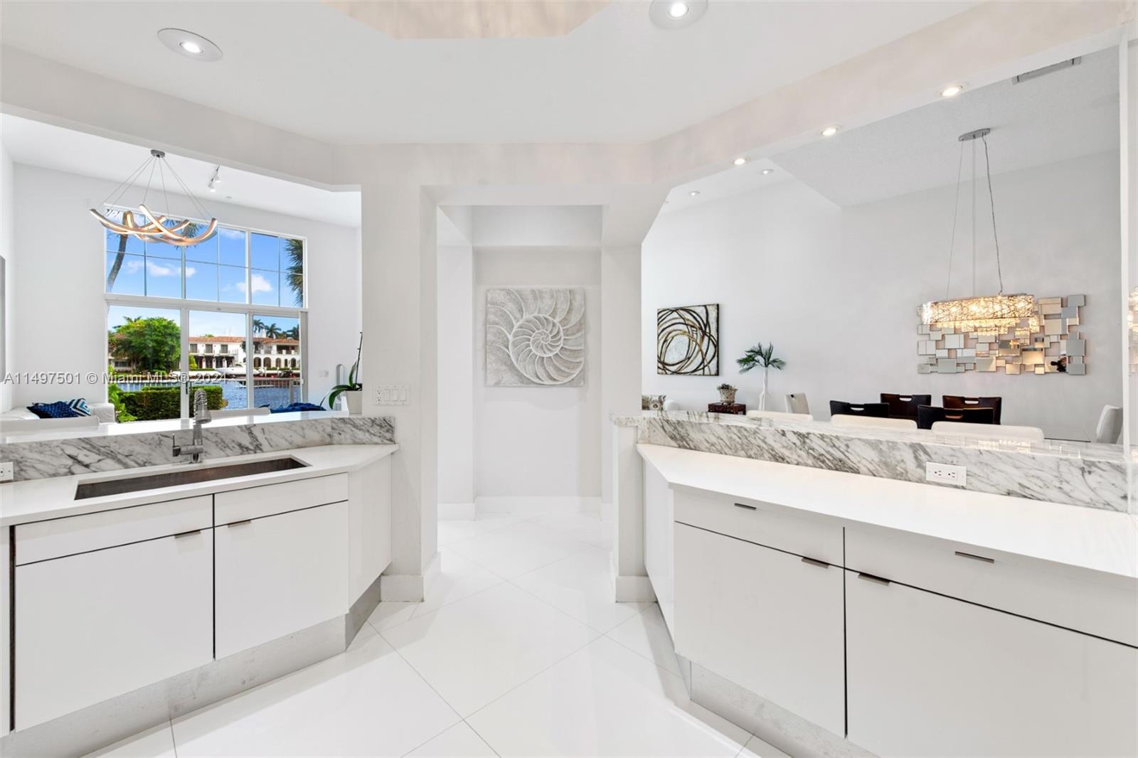 21305 NE 38th Ave 56, Aventura, Florida 33180, 3 Bedrooms Bedrooms, ,4 BathroomsBathrooms,Residential,For Sale,21305 NE 38th Ave 56,A11497501