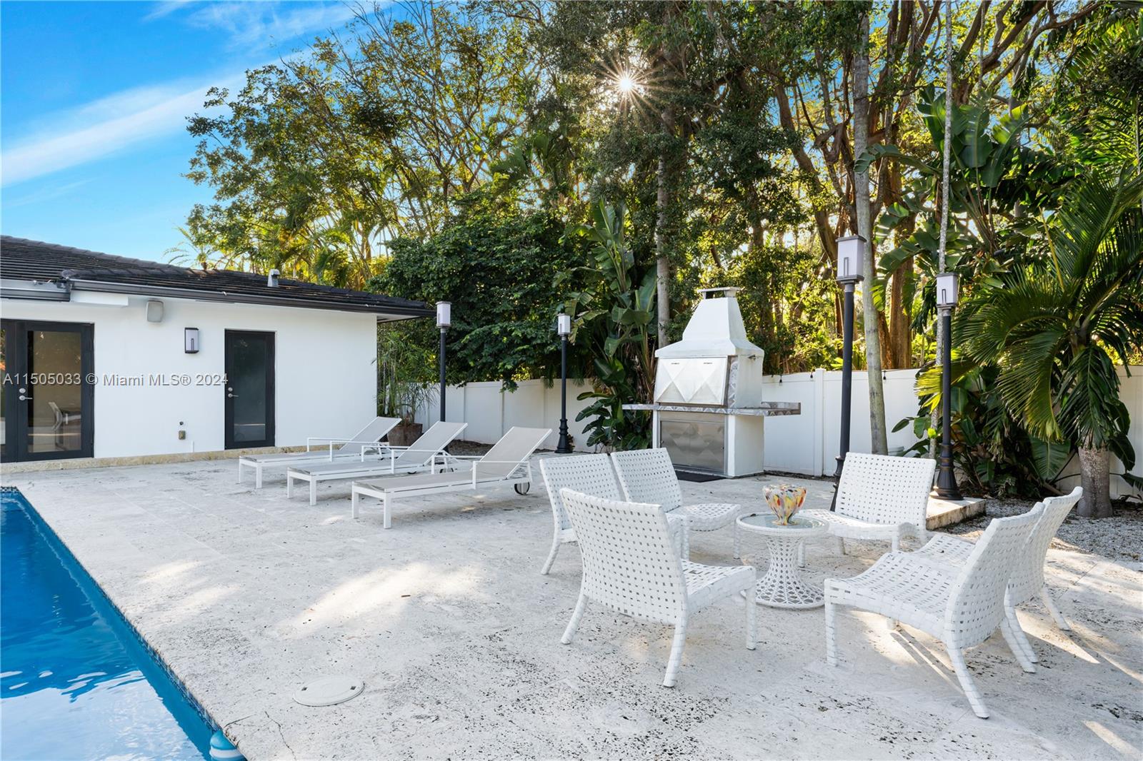 8363 98th St, Miami, FL, 33156 United States, 5 Bedrooms Bedrooms, ,6 BathroomsBathrooms,Residential,For Sale,98th St,A11505033