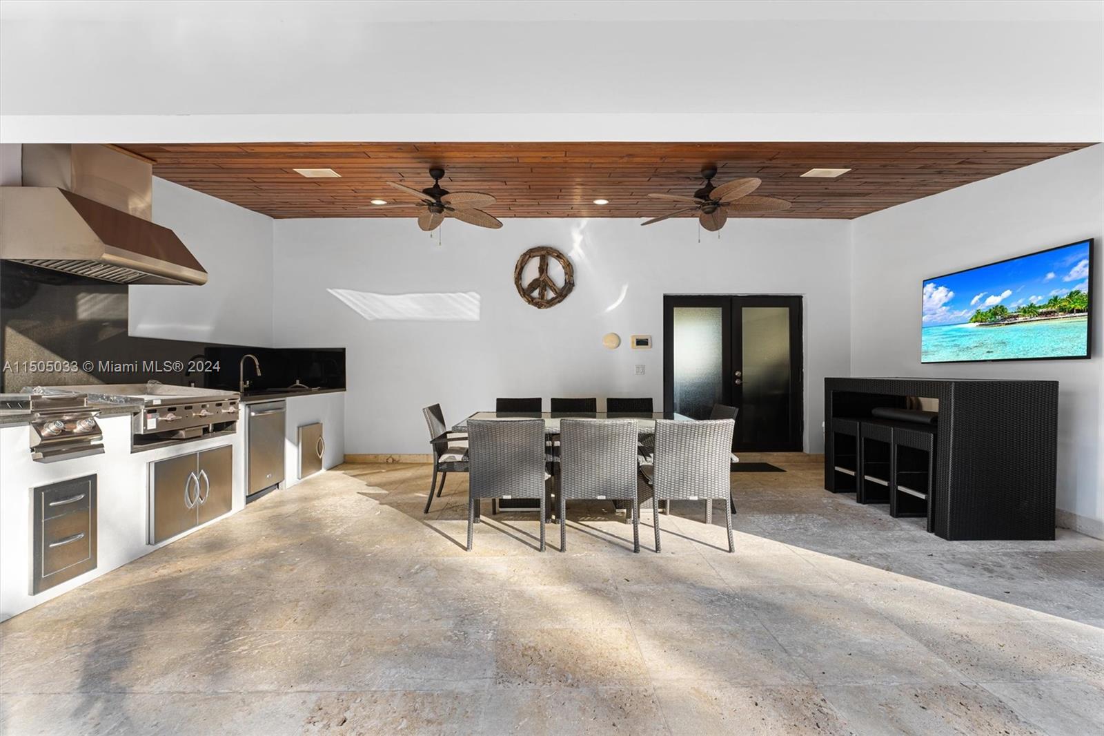 8363 98th St, Miami, FL, 33156 United States, 5 Bedrooms Bedrooms, ,6 BathroomsBathrooms,Residential,For Sale,98th St,A11505033