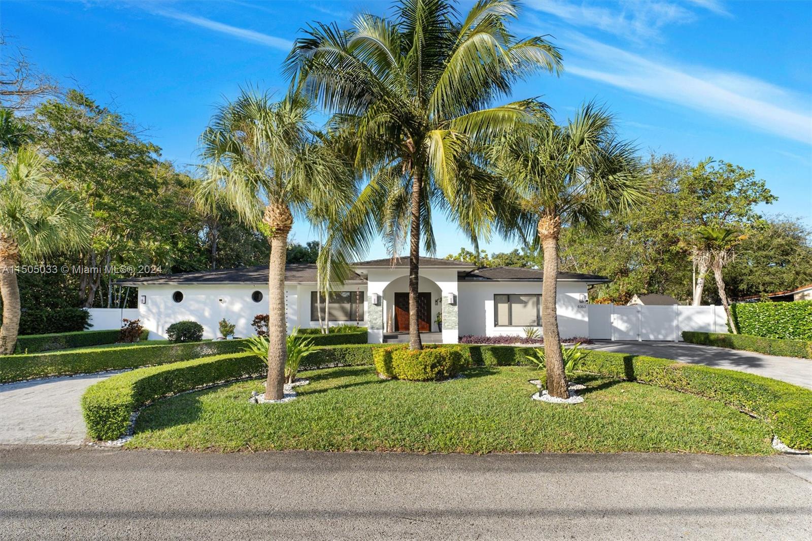 8363 98th St, Miami, FL, 33156 United States, 5 Bedrooms Bedrooms, ,6 BathroomsBathrooms,Residential,For Sale,98th St,A11505033