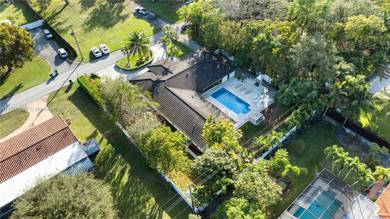 8363 98th St, Miami, FL, 33156 United States, 5 Bedrooms Bedrooms, ,6 BathroomsBathrooms,Residential,For Sale,98th St,A11505033
