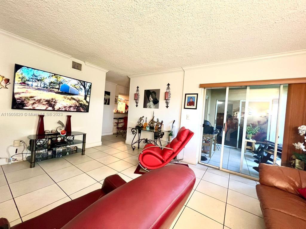 18810 NW 57th Ave 102, Hialeah, Florida 33015, 2 Bedrooms Bedrooms, ,2 BathroomsBathrooms,Residential,For Sale,18810 NW 57th Ave 102,A11505820
