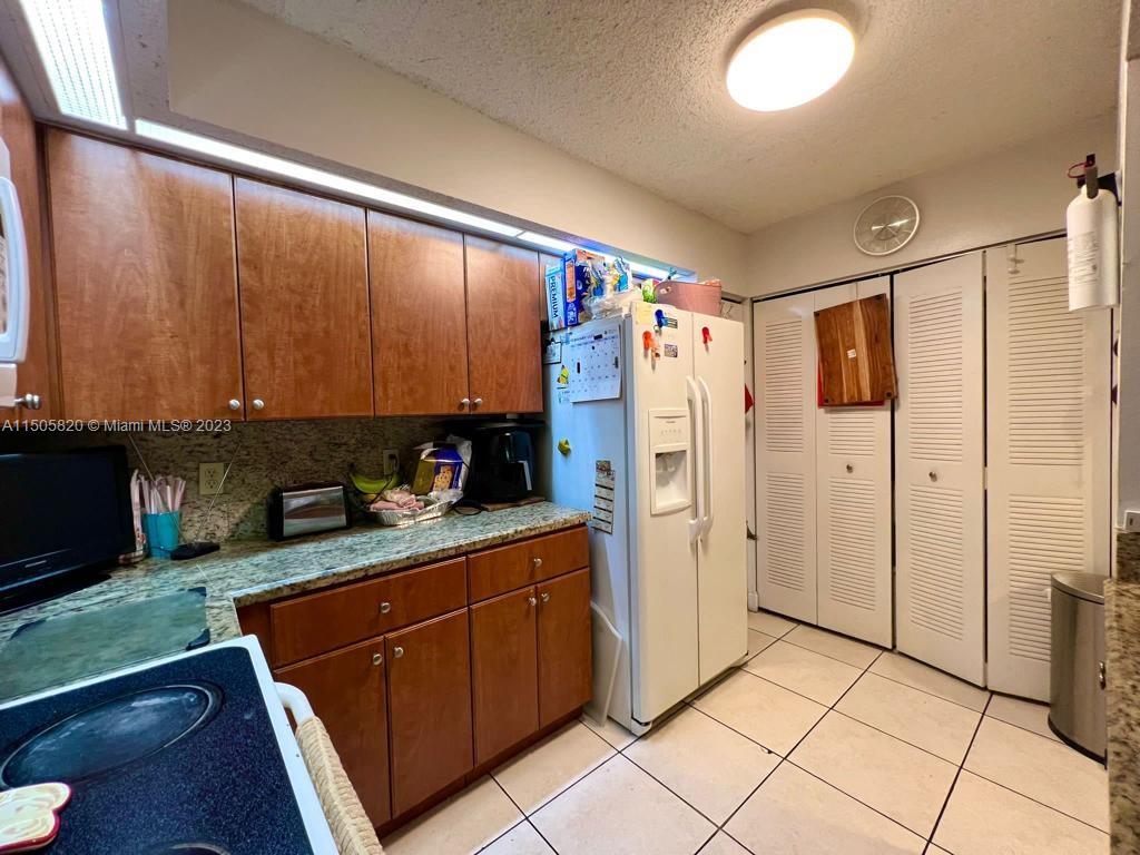 18810 NW 57th Ave 102, Hialeah, Florida 33015, 2 Bedrooms Bedrooms, ,2 BathroomsBathrooms,Residential,For Sale,18810 NW 57th Ave 102,A11505820