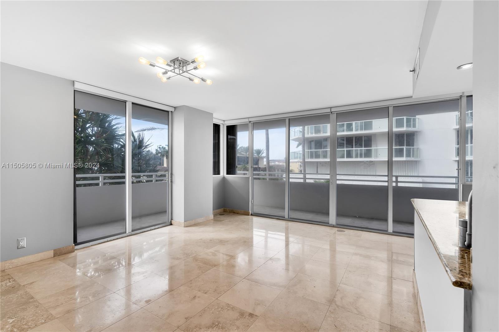 8911 Collins Ave 201, Surfside, Florida 33154, 2 Bedrooms Bedrooms, ,2 BathroomsBathrooms,Residentiallease,For Rent,8911 Collins Ave 201,A11505805