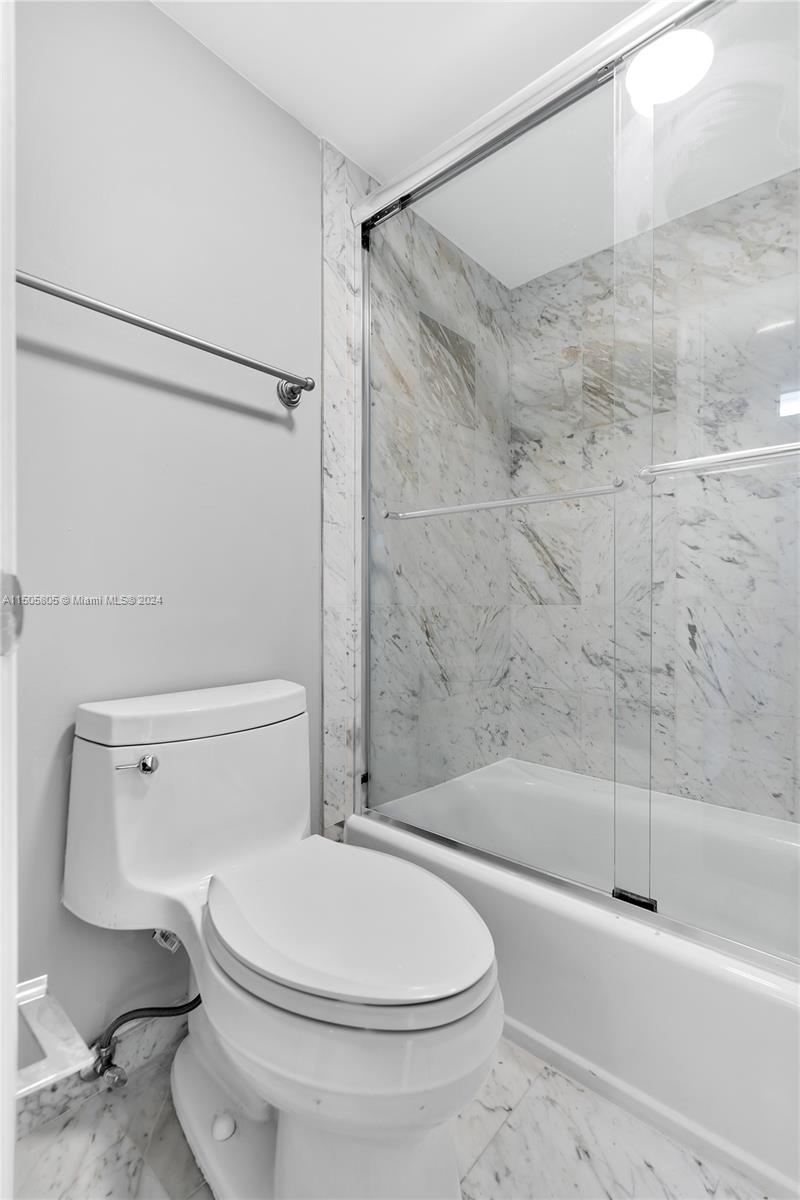 8911 Collins Ave 201, Surfside, Florida 33154, 2 Bedrooms Bedrooms, ,2 BathroomsBathrooms,Residentiallease,For Rent,8911 Collins Ave 201,A11505805