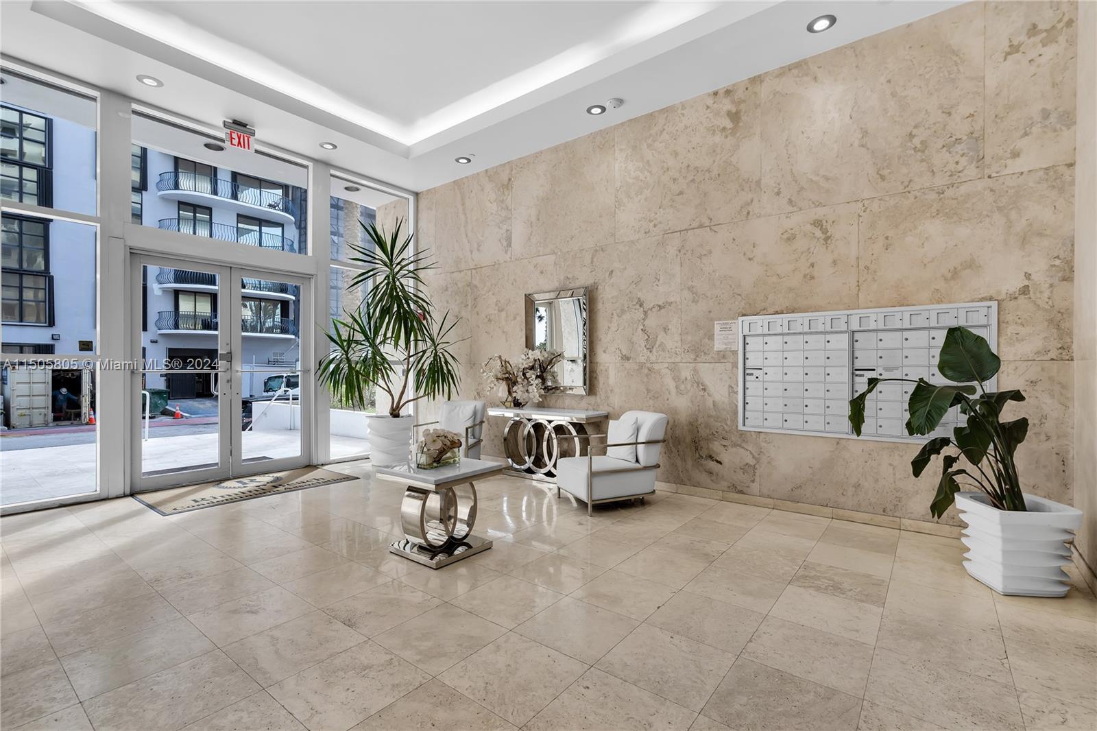 8911 Collins Ave 201, Surfside, Florida 33154, 2 Bedrooms Bedrooms, ,2 BathroomsBathrooms,Residentiallease,For Rent,8911 Collins Ave 201,A11505805