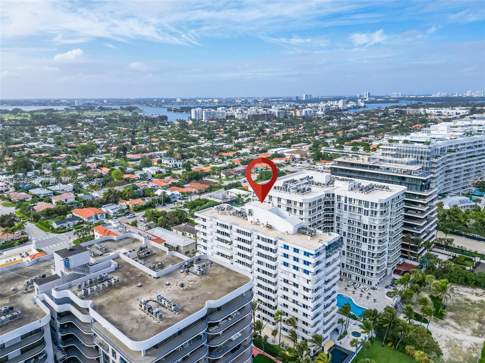 8911 Collins Ave 201, Surfside, Florida 33154, 2 Bedrooms Bedrooms, ,2 BathroomsBathrooms,Residentiallease,For Rent,8911 Collins Ave 201,A11505805