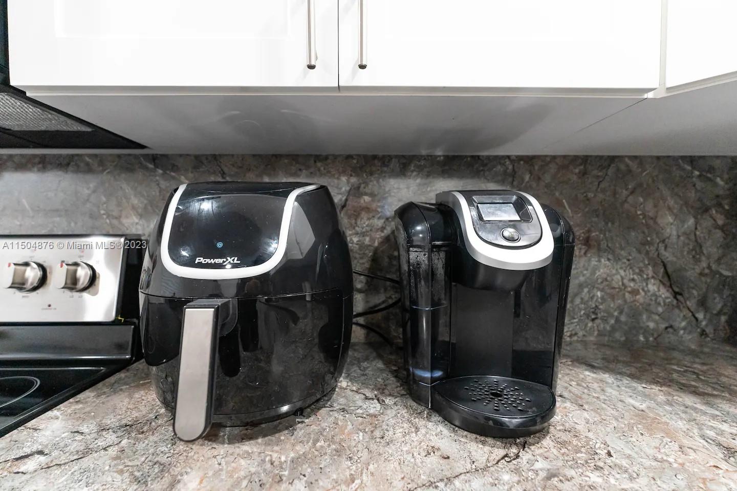 Miami, Florida 33125, 3 Bedrooms Bedrooms, ,2 BathroomsBathrooms,Residentiallease,For Rent,A11504876