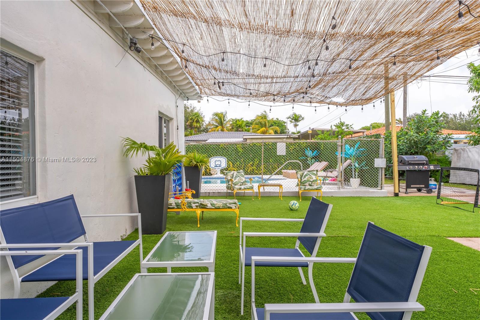 Miami, Florida 33125, 3 Bedrooms Bedrooms, ,2 BathroomsBathrooms,Residentiallease,For Rent,A11504876