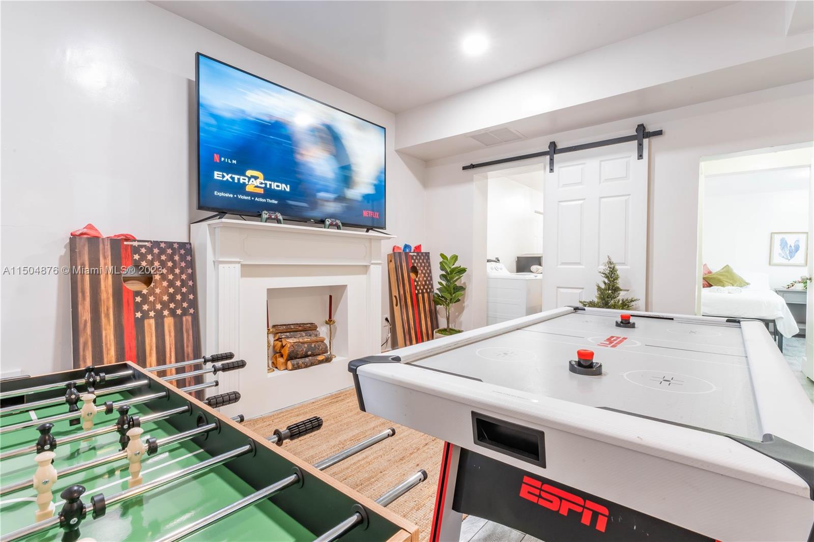 Miami, Florida 33125, 3 Bedrooms Bedrooms, ,2 BathroomsBathrooms,Residentiallease,For Rent,A11504876