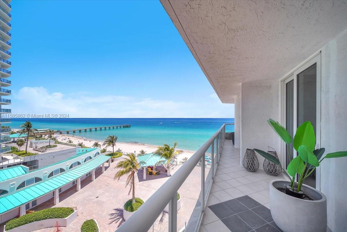 16425 Collins Ave 816, Sunny Isles Beach, Florida 33160, 2 Bedrooms Bedrooms, ,2 BathroomsBathrooms,Residentiallease,For Rent,16425 Collins Ave 816,A11505862