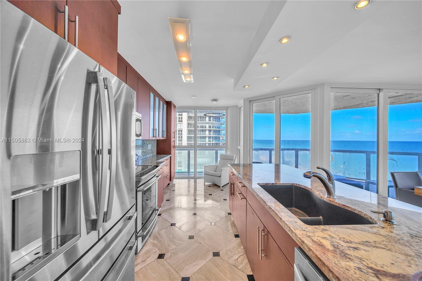 16425 Collins Ave 816, Sunny Isles Beach, Florida 33160, 2 Bedrooms Bedrooms, ,2 BathroomsBathrooms,Residentiallease,For Rent,16425 Collins Ave 816,A11505862