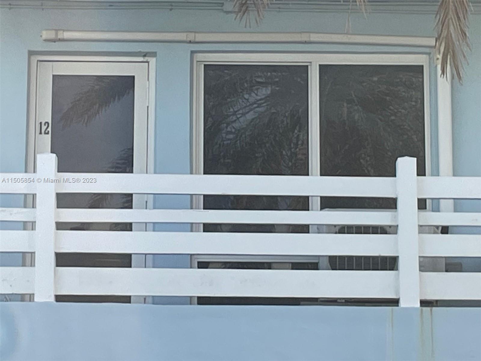 2700 NE 135th St 12, North Miami, Florida 33181, 1 Bedroom Bedrooms, ,1 BathroomBathrooms,Residential,For Sale,2700 NE 135th St 12,A11505854