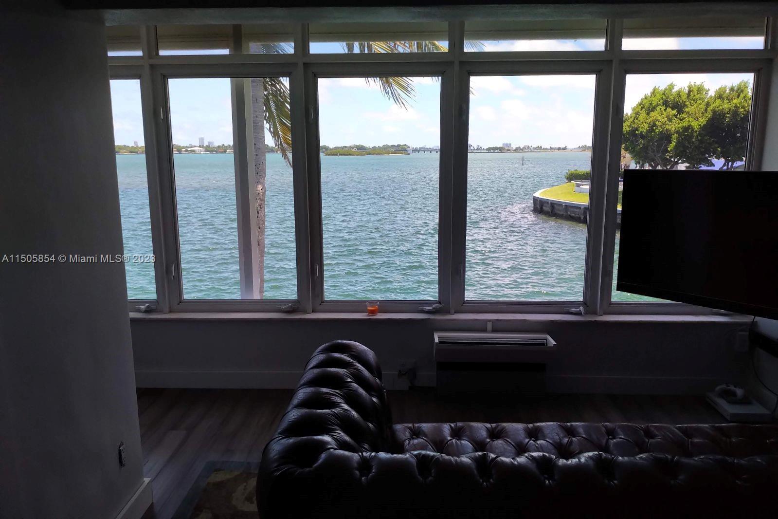 2700 NE 135th St 12, North Miami, Florida 33181, 1 Bedroom Bedrooms, ,1 BathroomBathrooms,Residential,For Sale,2700 NE 135th St 12,A11505854