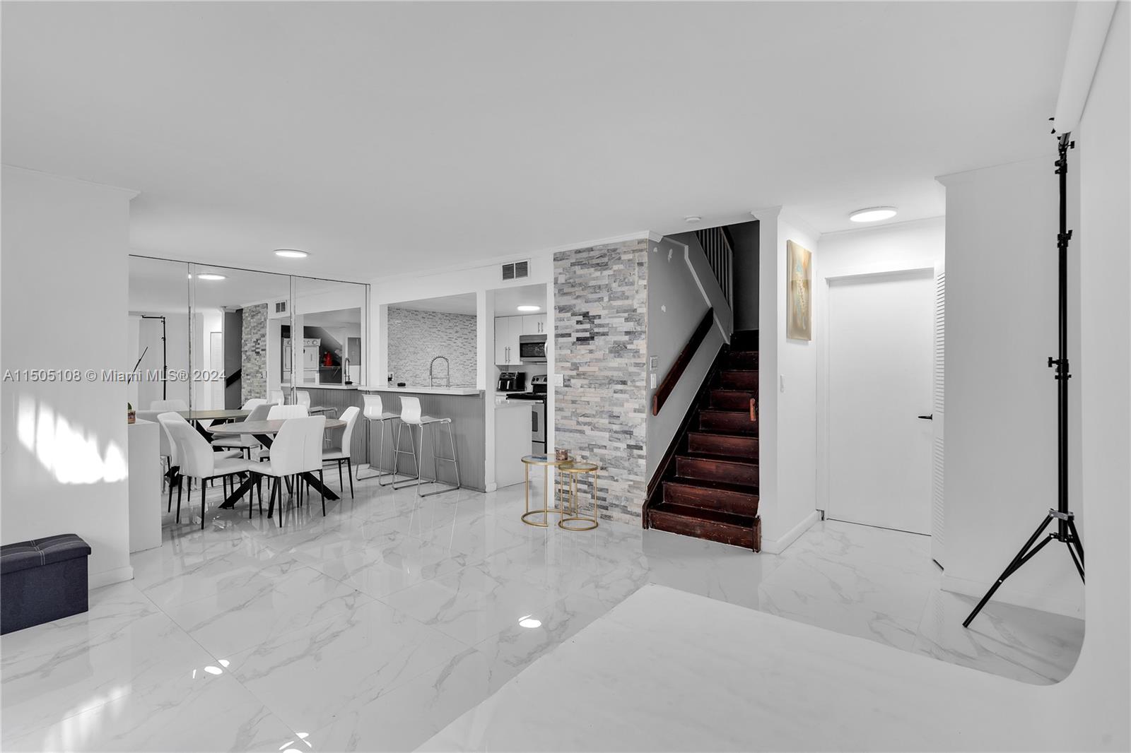 8575 5th Ter, Miami, FL, 33126 United States, 2 Bedrooms Bedrooms, ,2 BathroomsBathrooms,Residential,For Sale,5th Ter,A11505108
