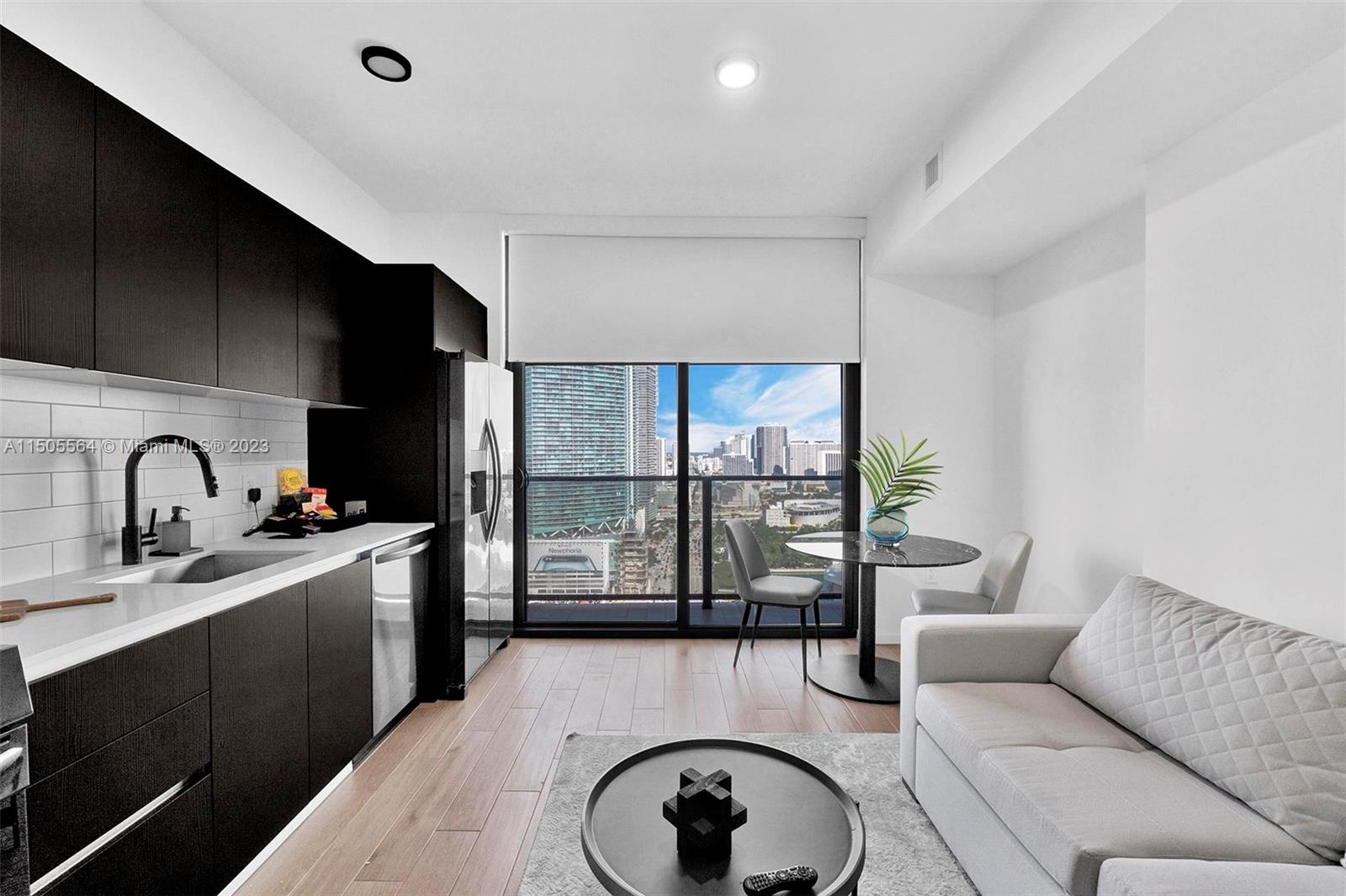 398 NE 5th St 2503, Miami, Florida 33132, ,1 BathroomBathrooms,Residential,For Sale,398 NE 5th St 2503,A11505564