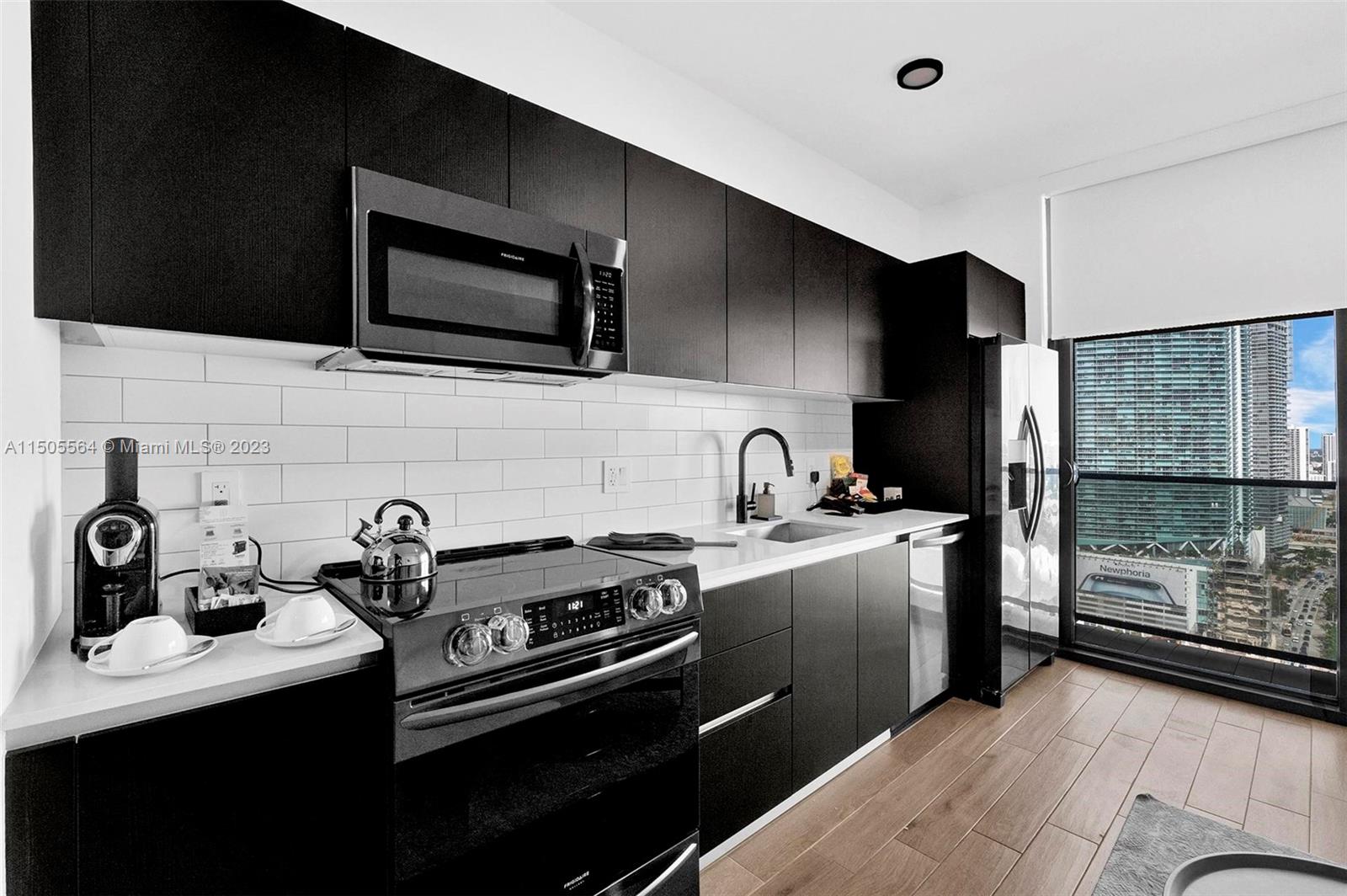 398 NE 5th St 2503, Miami, Florida 33132, ,1 BathroomBathrooms,Residential,For Sale,398 NE 5th St 2503,A11505564