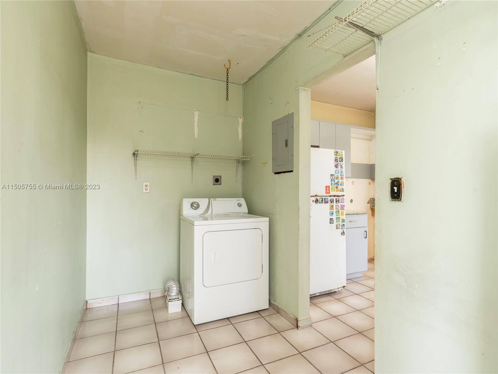 11932 180th St, Miami, FL, 33177 United States, 4 Bedrooms Bedrooms, ,1 BathroomBathrooms,Residential,For Sale,180th St,A11505755