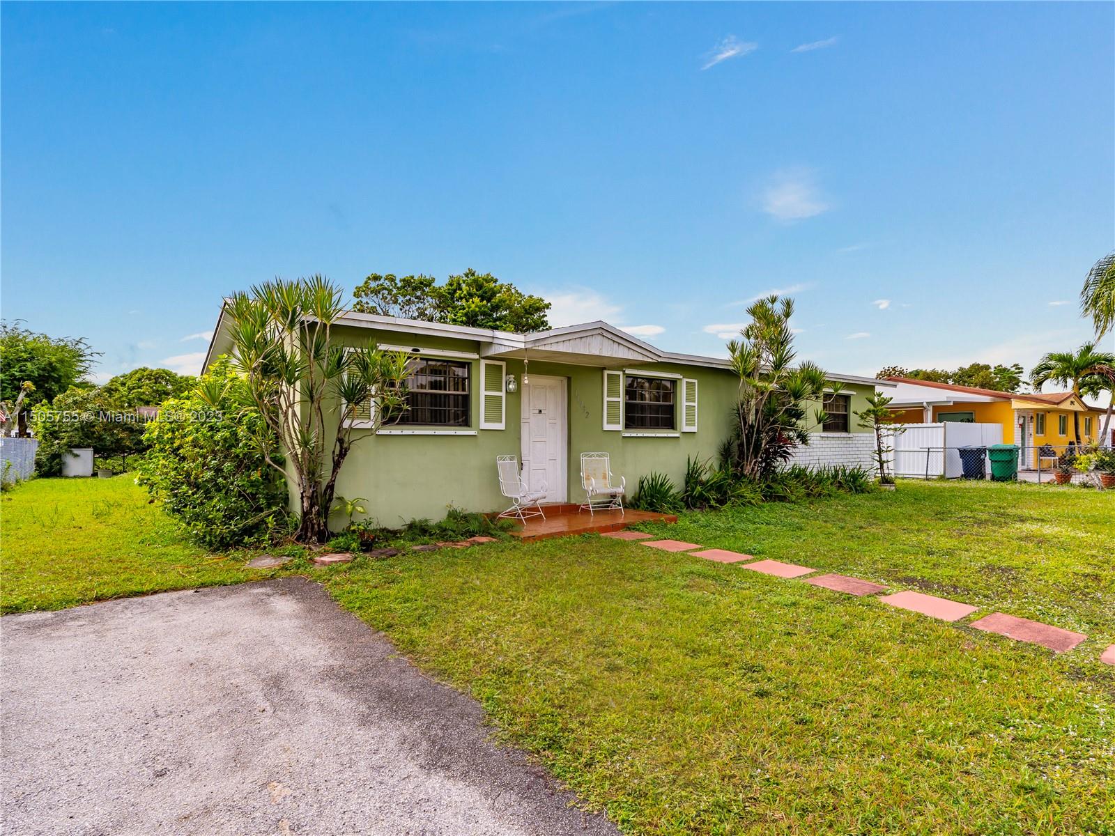 11932 180th St, Miami, FL, 33177 United States, 4 Bedrooms Bedrooms, ,1 BathroomBathrooms,Residential,For Sale,180th St,A11505755